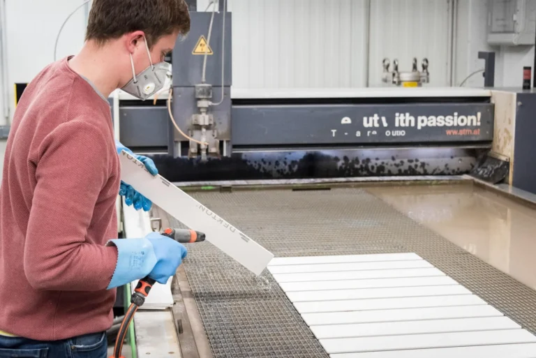 Präzision und Materialvielfalt: So wählen Sie den richtigen Partner für das Wasserstrahlschneiden